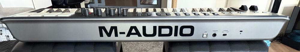 M-Audio Oxygen 49 MIDI контролер – 49 клавиша