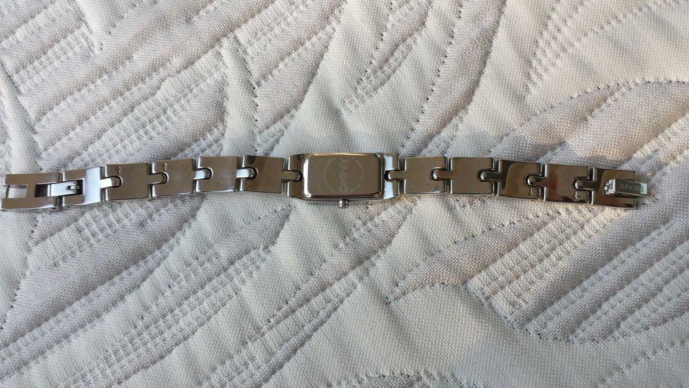 Oригинален Дамски Часoвник DKNY/ Механизъм RONDA SWISS