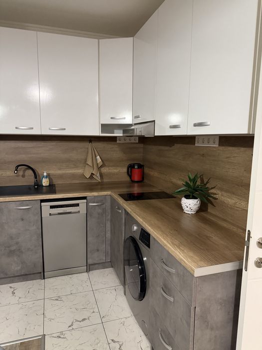 Двустаен под наем в Младост 4