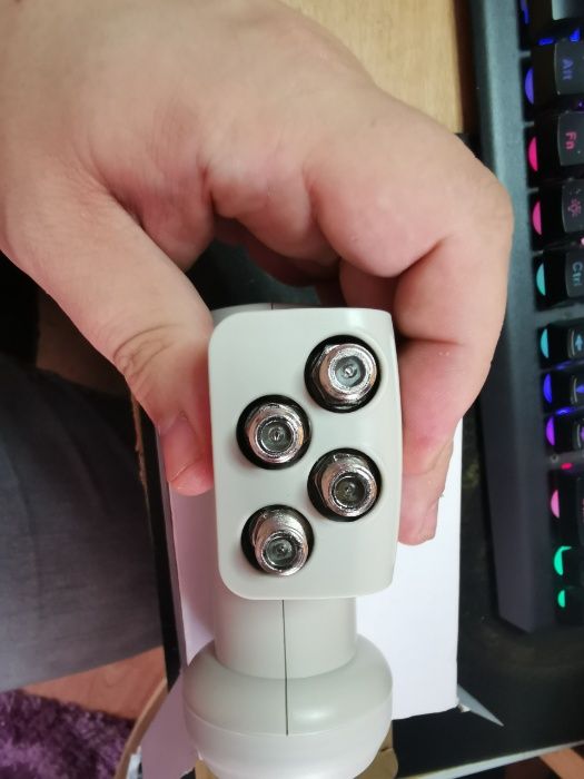 Lnb Satelit Quad Universal FHD/4K ready 4 iesire NOU