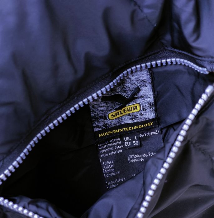 Geacă Salewa cu puf L pe două fețe nu Nike Adidas