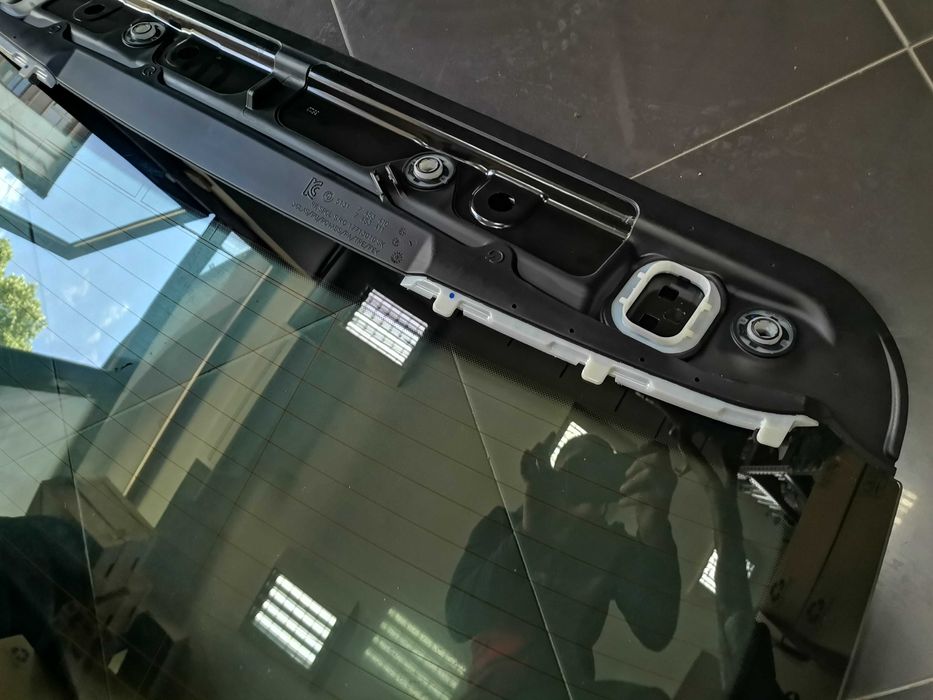 НОВО OE BMW Задно Стъкло Багажник Зелено БМВ G21 G81 Комби 7453410