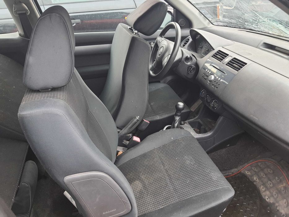 На части! Suzuki Swift 1.5