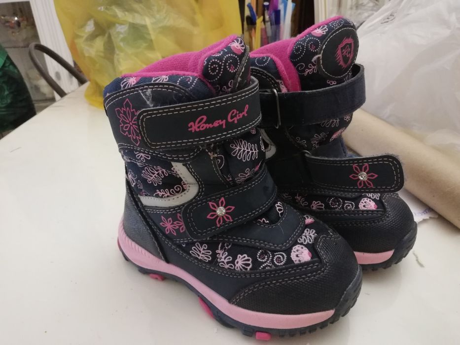 Продам обувь б/у сапожки