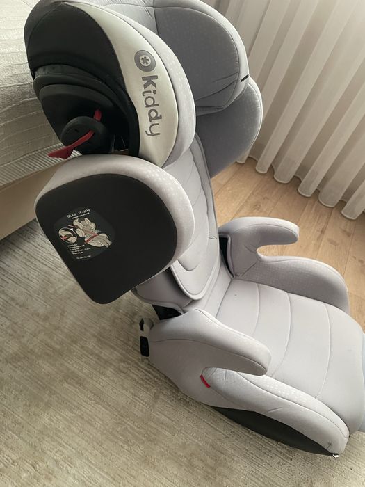 Продам автокресло