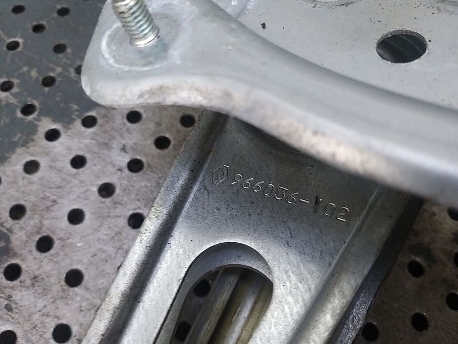 Macara geam electric dreapta fata renault megane 3 910851102 966036102