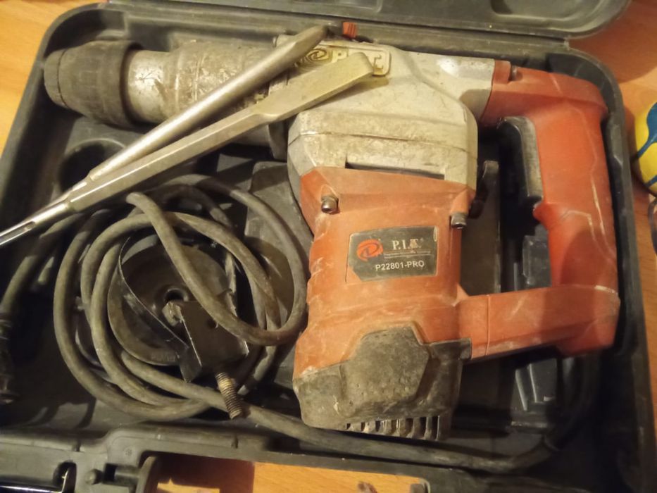 Перфоратор б/у в идеальном состоянии