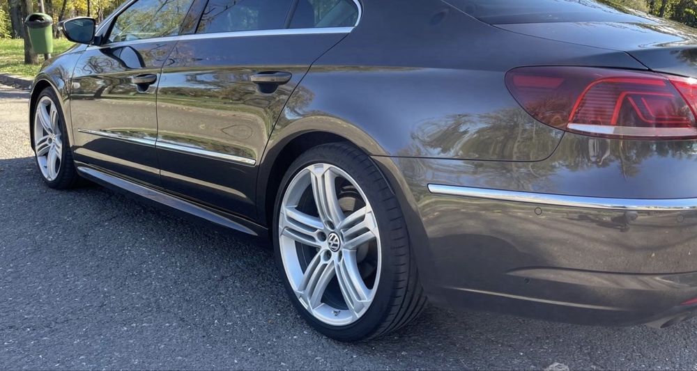 Jante TALLADEGA 235/35/19 cu senzori presiune