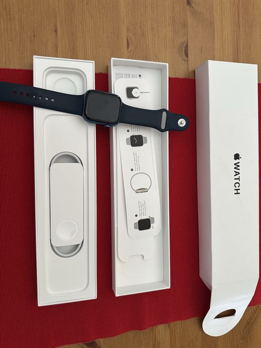 Продавам Apple watch