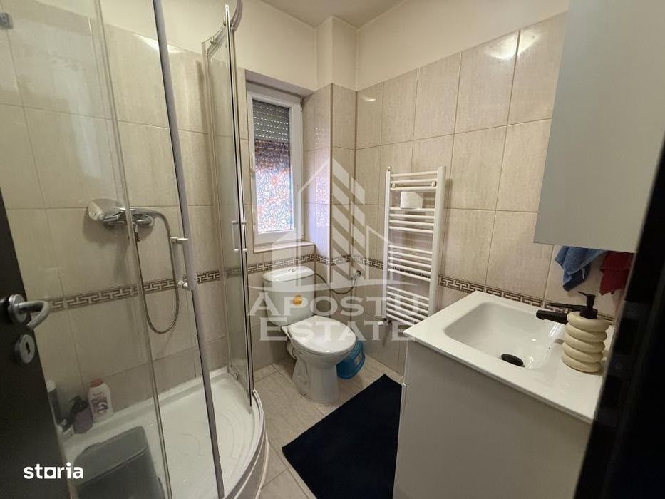 Apartament cu 3 camere de vanzare , Cu grădina , Sanandrei