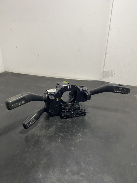 Ansamblu maneta semnalizare maneta stergatoare Vw Passat B6 1.9 TDI