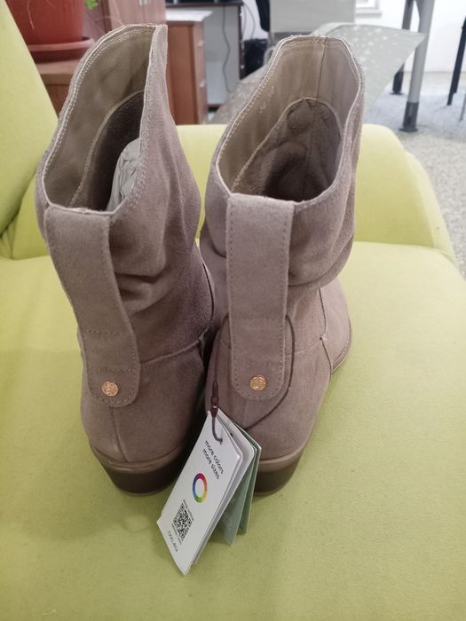 Нови боти ест. Велур  Lasocki