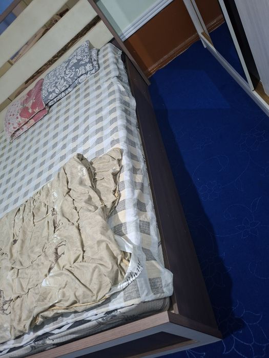 Спальни и шкаф янги