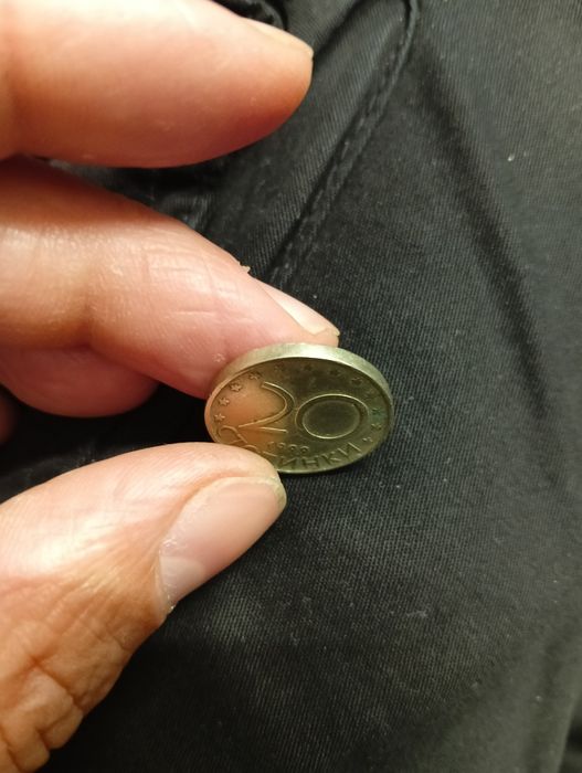 20 с.т от 1999 много рядка монета