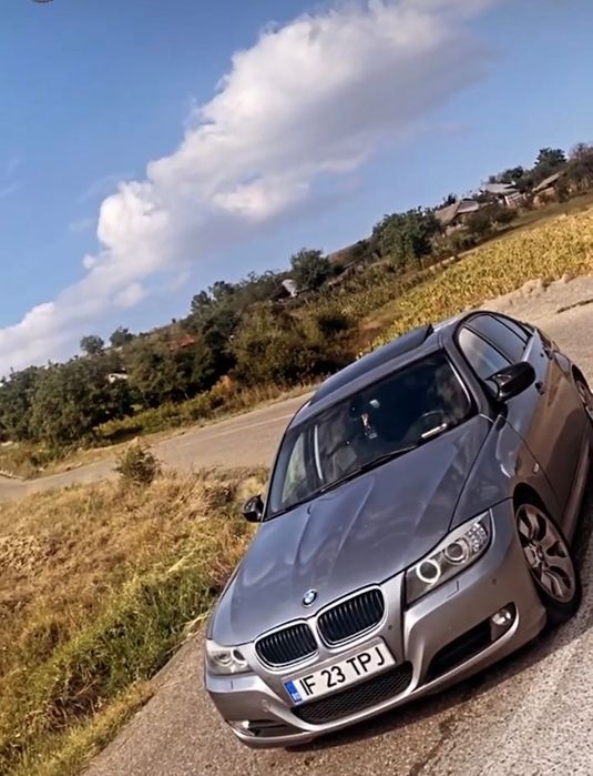 BMW e90 facelift 318i