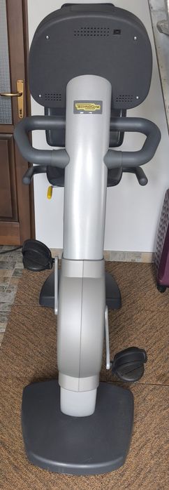 Bicicleta TechnoGyM Forma