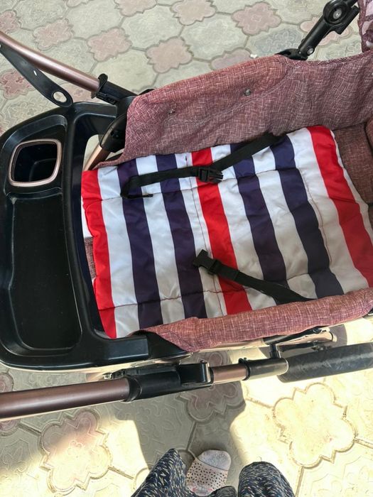 Детская коляска срочно продам