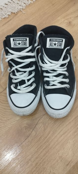 Chuck Taylor All Star Madison Mid