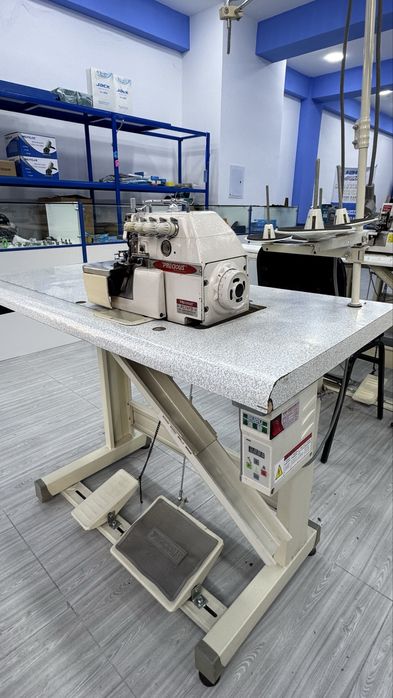 Precious overlok sotiladi xolati yaxshi judayam kam ishlagan xonadonda