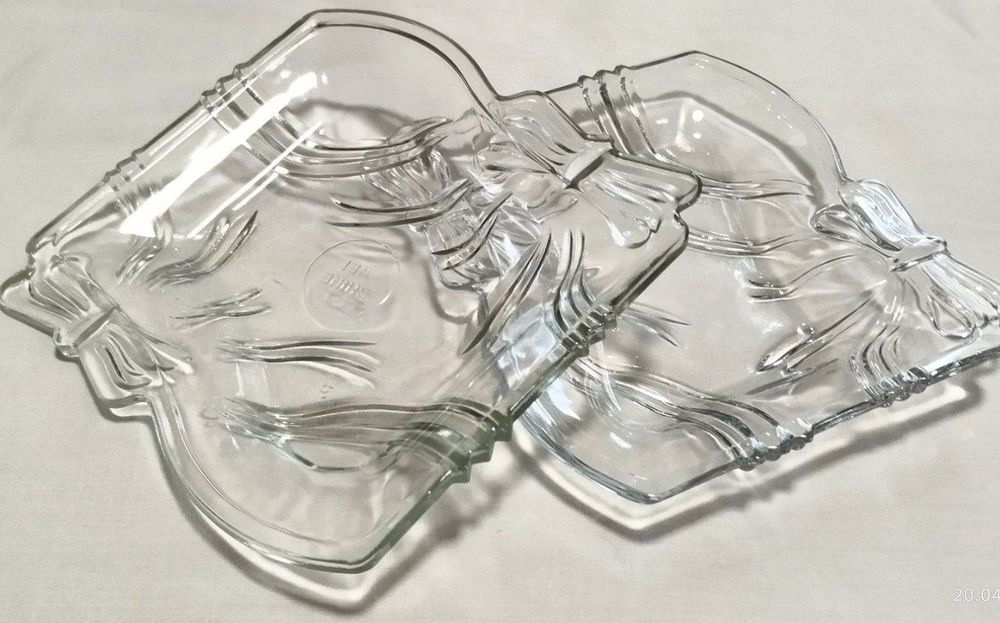 Тарелки стеклянные