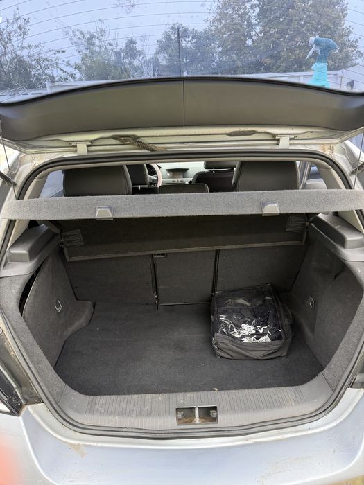 Vând Opel Astra 0.9