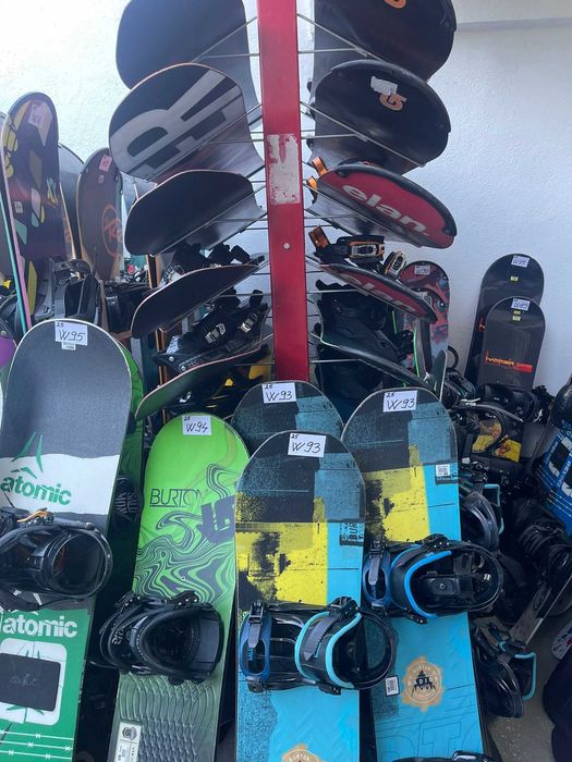 Vand snowboard adulti si copii