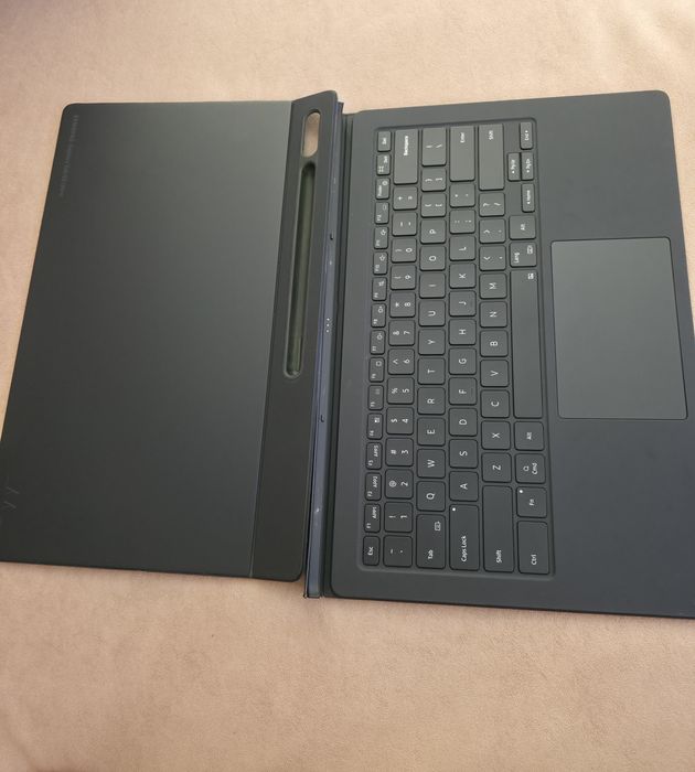 Husa book cover si tastatura Samsung Tab S8 ultra