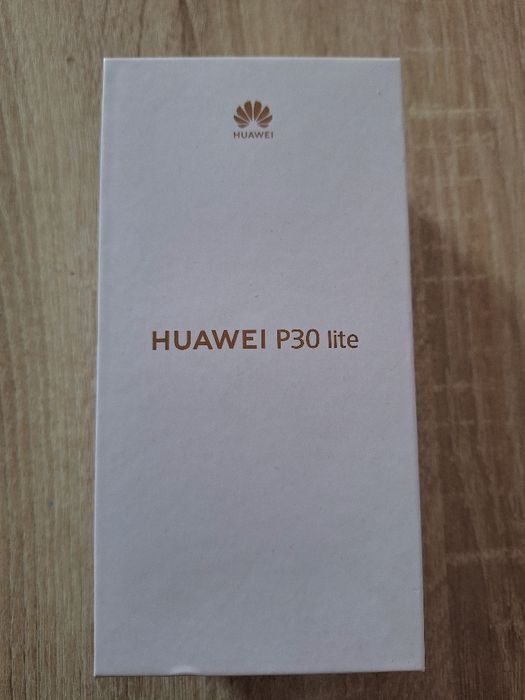 Смартфом Huawei P30 lite dual sim