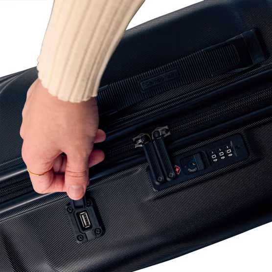 Чемодан Ручная Кладь-Спиннер  Samsonite Xcalibur XLT Spinner Carry-on