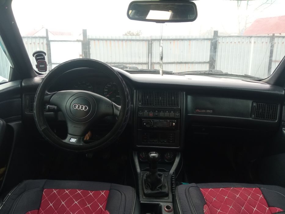 Продам Ауди 80 б4