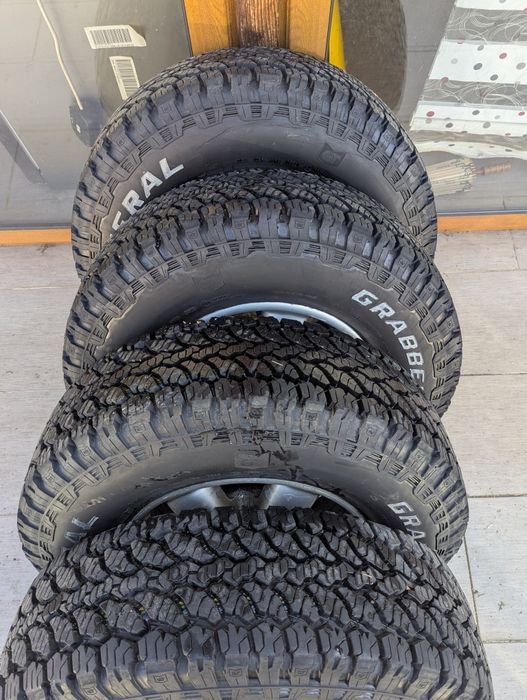 Гуми с джанти  General Grabber