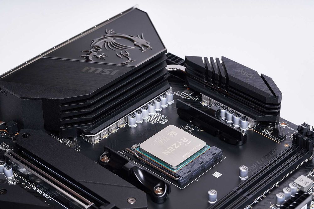 Материнская плата MSI MEG B550 Unify-X AM4