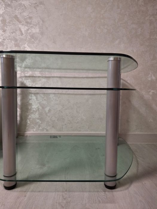 Продам журнальный столик