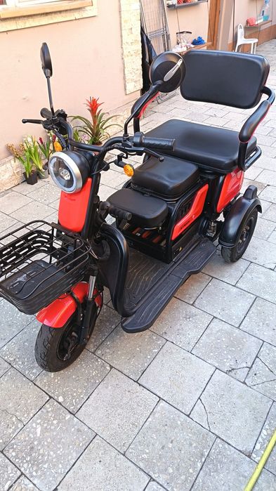 Tricicletă electrică marca ZTECH  Yadea