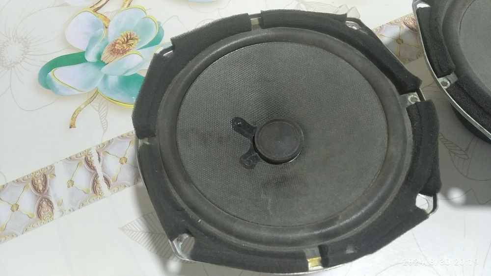 Лачетти колонки.