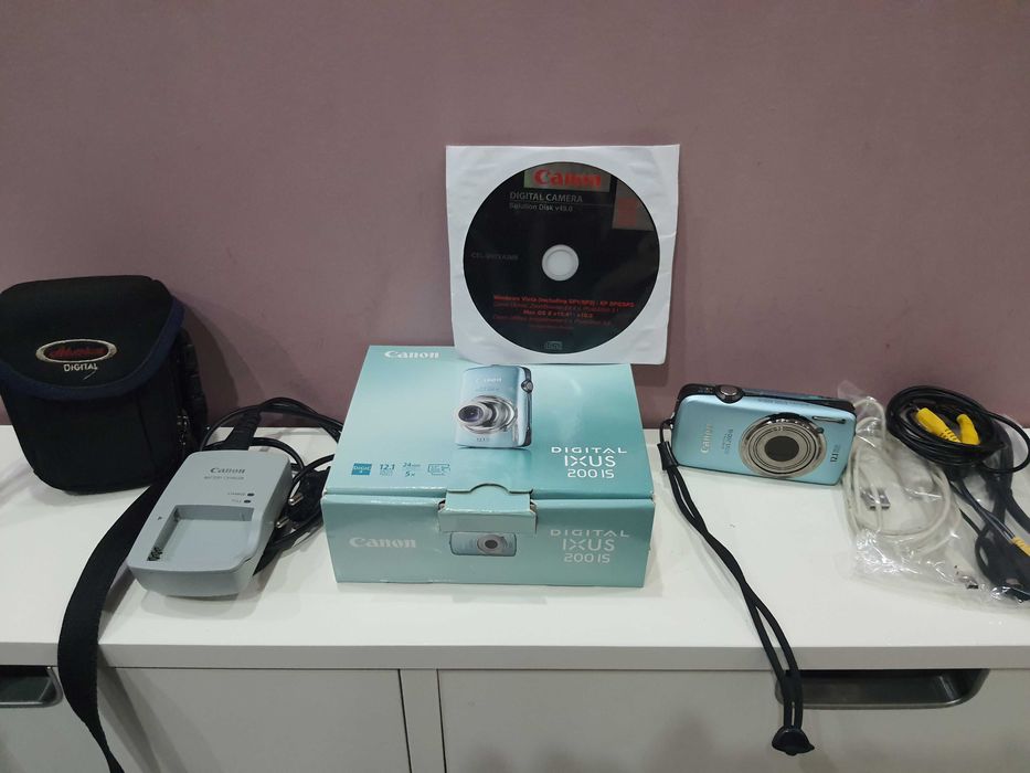 Продавам оригинален японски цифров фотоапарат Canon
