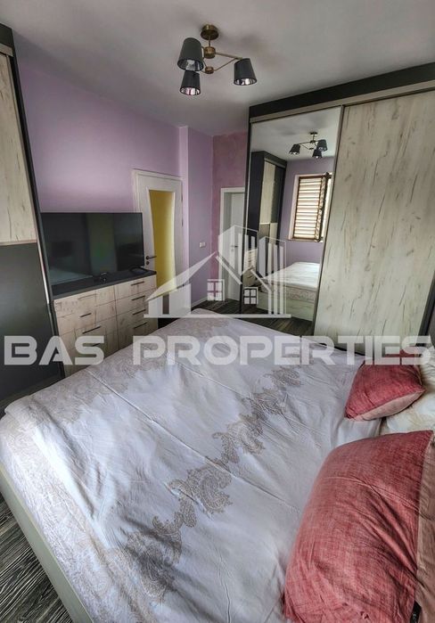Дава се под наем Тристаен апартамент в София, Център - 90 кв.м за 1575 € - Снимка #8