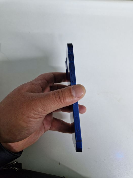 Iphone 12 (64GB) в идеальном состояний