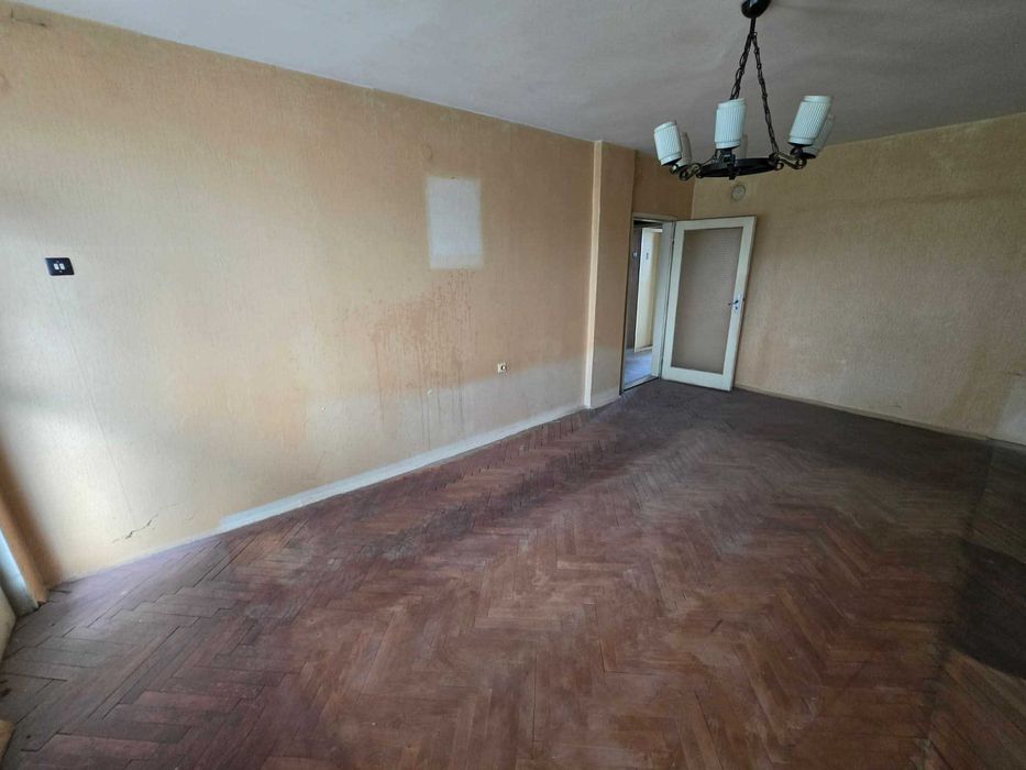 Многостаен апартамент, 110кв.м, кв. Боровец - снимка 2