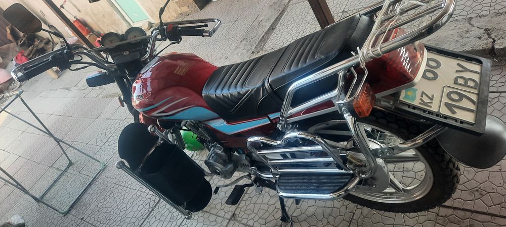 Продаётся мотоцикл 200 куб