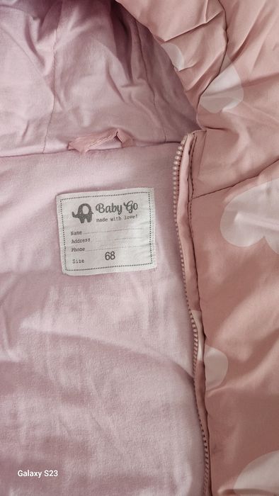 Продам комбинезон на весну для девочки