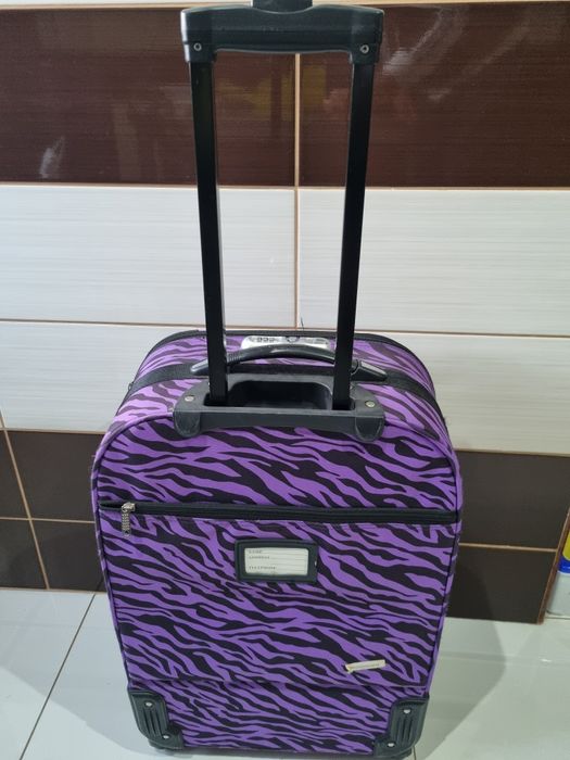 Troler voiaj AeroTravel 65x40x25 material textil rezistent