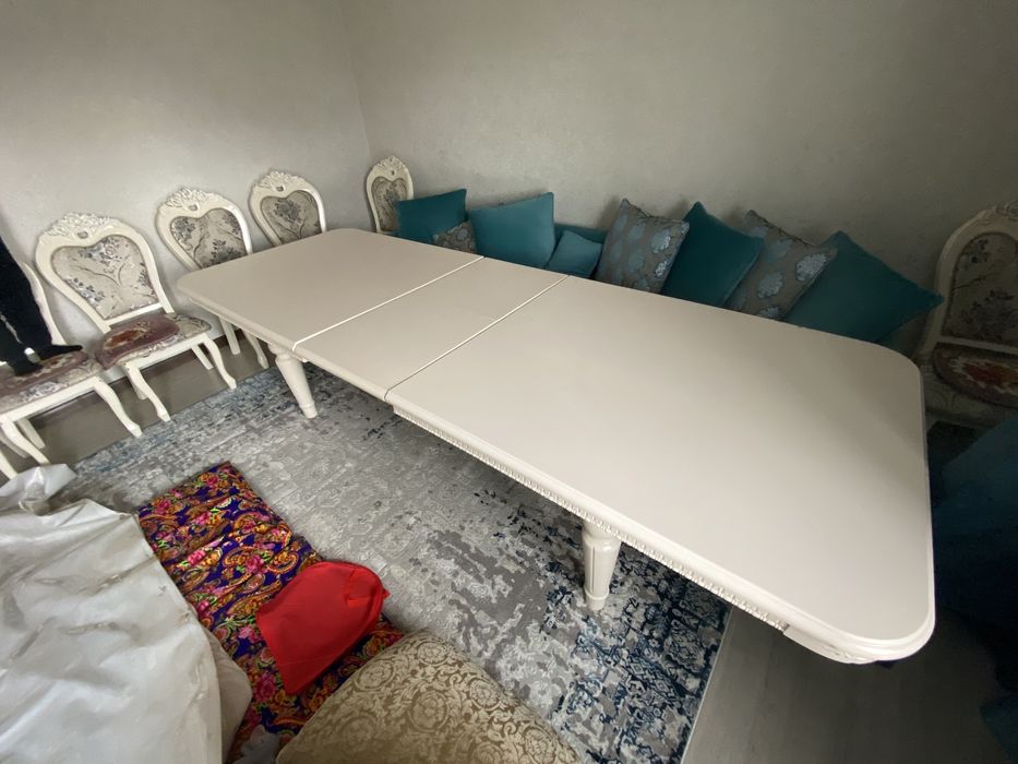Стол трансформер и стулья