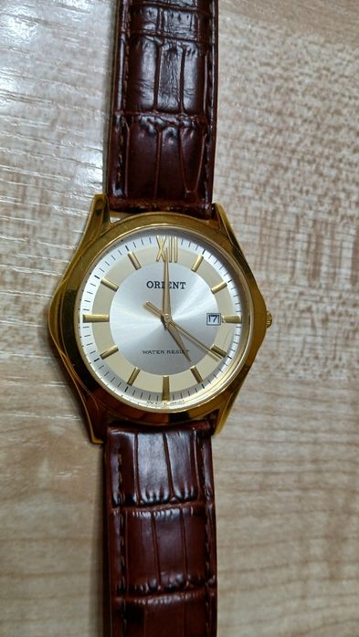 Часы ручные Orient