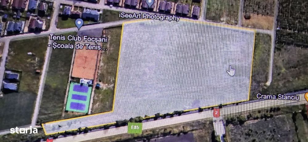 Teren intravilan de vânzare Focsani, 33000 mp