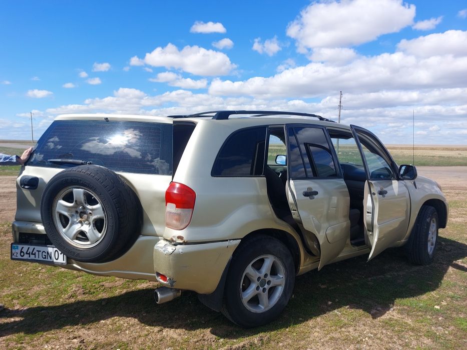 Rav4 2003г.в 2.0