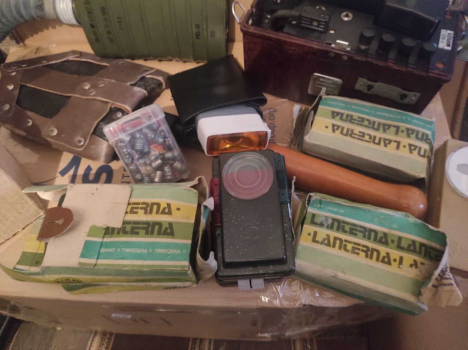 Lot MCG, lopățică de infanterie, lanterne, telefon