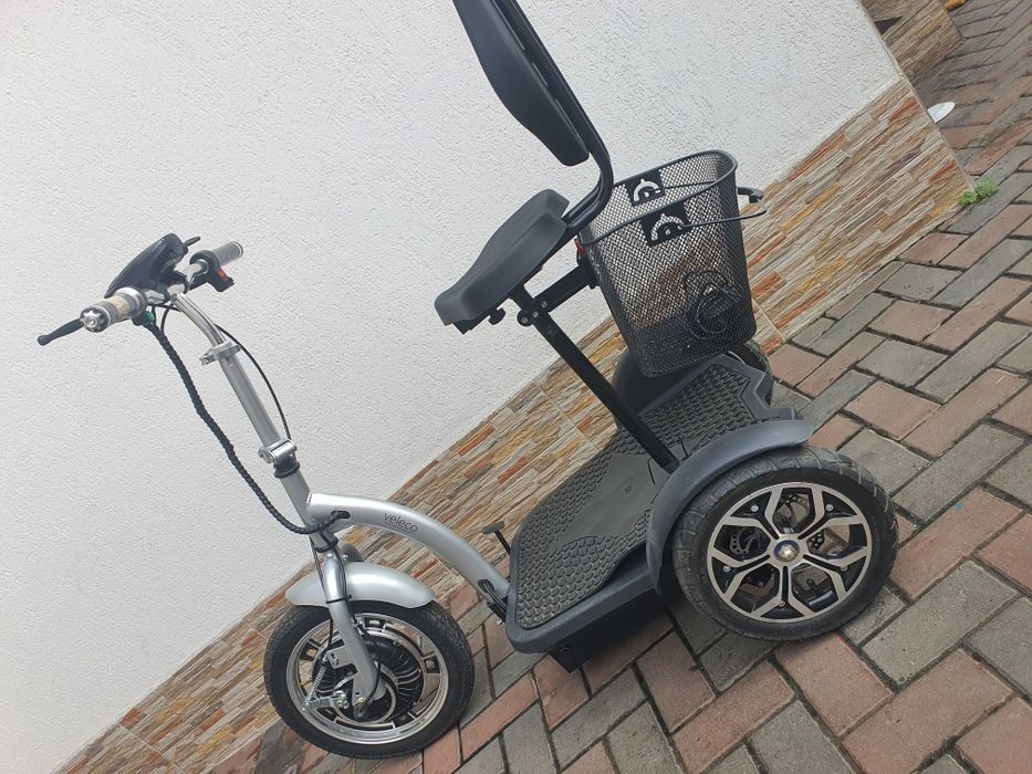 Triciclu electric aproape nou imp germania