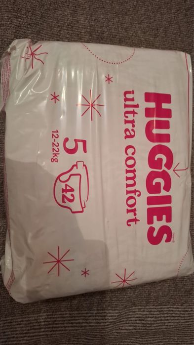 Подгузники huggies