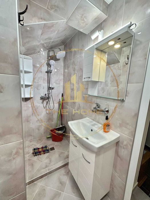 Дава се под наем Двустаен апартамент в Варна, Бриз - 65 кв.м за 400 € - Снимка #9